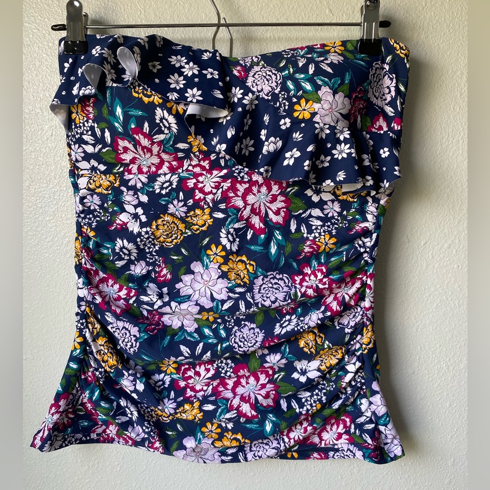 NWT Liz Claiborne Navy Floral Swimsuit Top